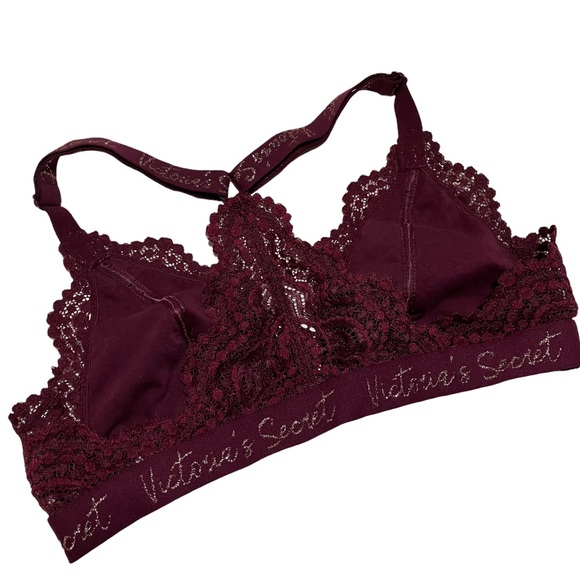 Victoria's Secret Set of 2 Lace Racerback Bralettes - Picture 10 of 12